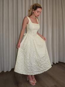 Glamine Charm Đầm Maxi Peplum In Họa Tiết Dệt Hở Lưng Có Nơ Trang Trí Cho Nữ - Màu be - Xem 3