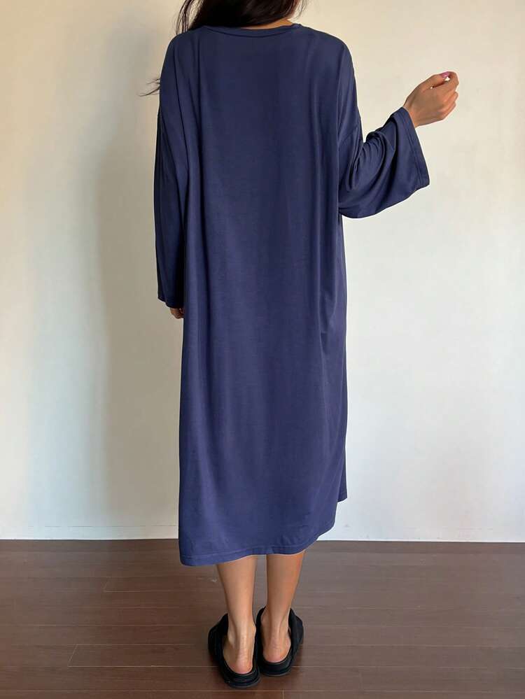 English Letter Print Loose & Comfy Women's House Dress Pajama