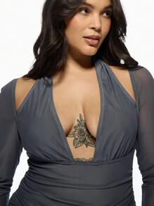 MISSGUIDED MISSGUIDED PLUS Vestido de fiesta de manga larga con cuello en pico, de malla, fruncido y mini ajustado para ocasiones especiales, fiestas, club nocturno en talla grande para invierno y Año Nuevo