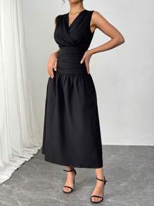 Modelyn Women's V-Neck Sleeveless Ruched A-Line Dress - Black - View 6