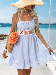 SHEIN VCAY Vestido mini de tirantes con diseño de rayas tejido para mujeres
