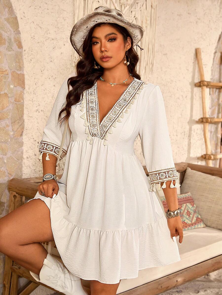 SHEIN LUNE Plus Size Solid V-Neck Fringed Sequin Floral Lace Trim 3/4 Sleeve Elegant Dress - Apricot - View 1