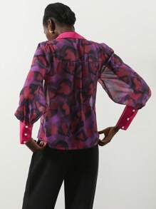 Aveloria Modichic 复古色块雪纺印花纽扣式羊腿袖衬衫纽扣衬衫女士 - 紅色 - 查看 2