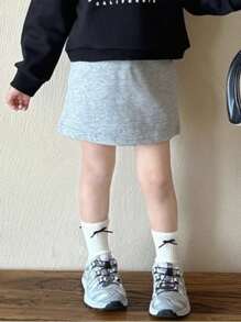 DAZY Young Girl Short Simple Drawstring Waist Casual Skirt, Solid Color Fall/Winter - Grey - View 1