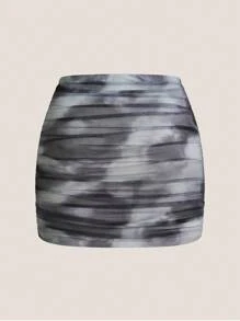 SHEIN Essnce Plus Size Plus-Size Women's Skirt, Printed Skirt, Mini Skirt, Date Skirt, Valentine Skirt, Party Skirt For Summer