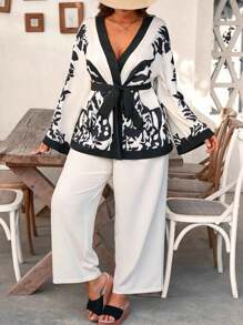 Breezaya Conjunto de 2 piezas de mujer de talla grande con cárdigan con estampado floral de color contrastante con nudo y pantalones rectos, elegante ropa de resort para primavera/verano