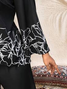 SHEIN LUNE Conjunto informal de 2 piezas con estampado floral, mangas con volantes, en talla grande, color burdeos