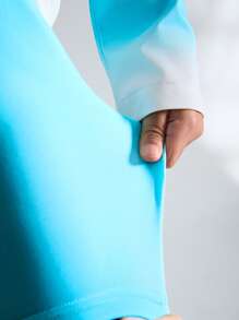 SHEIN Outfit für Kleine Mädchen mit buntem Farbverlaufsdruck, Langarm-Dünnstrick-Jacke mit Reißverschluss + Leggings mit dehnbarem Taillenbund, weich, bequem, elastisch, geeignet für Frühling/Sommer, Lässig, Sport, Outdoor