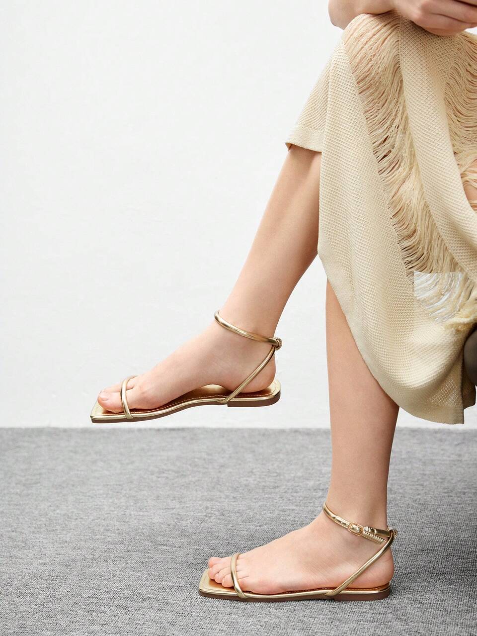 CUCCOO BIZCHIC Light Gold Casual Simple Commuting Word With Women's Flat Sandals Summer Shoes