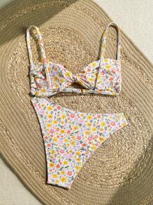 SHEIN Teen Girls Floral Swimwear Set - Cute, Beach, Seaside / Back-To-School Outfit, Cute Holiday Family Outdoor Spring Picnic Everyday Wear, Suitable For Various Occasions