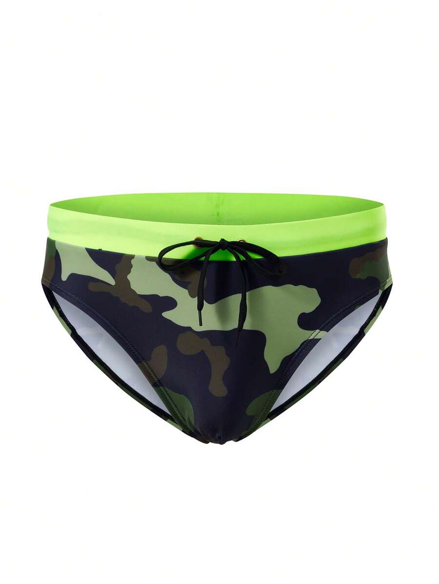 Manfinity Swimmode Men's Camouflage Print Beach Bikini Briefs - Army Green - View 1