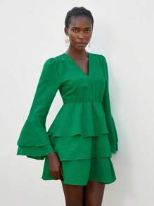 SHEIN Privé Green Solid V-Neck Ruched Multilayer Ruffle Hem Flare Sleeve Mini Dress For Women Fall Cloth For Women - Green - View 4