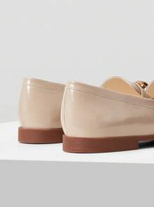 MOTF PREMIUM 休闲舒适百搭女式平底乐福鞋 - 杏色 - 查看 8