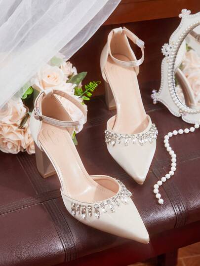 CUCCOO HITCHD Women's V-Cut White Low Vamp Crossed Tie Elegant Pointed Toe Ankle Strap PU Leather Buckle Metal Decor Mirror Soft Comfortable Gemstone Chain Faux Pearl Beaded Sandals, Spring/Summer Prom Heels For Christmas Elegant Shoes