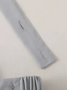 SHEIN Pantaloncini salopette retrò minimalisti di colore unito per ragazzi per l'estate