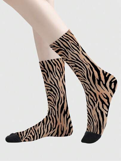 Grunge Punk 1 Par de Calcetines a media pierna para mujer con estampado 360°, calcetines con estampado de leopardo en 3D, adorables y dulces para uso diario, suaves y transpirables, moda casual y estilo callejero para deportes al aire libre, correr, baloncesto