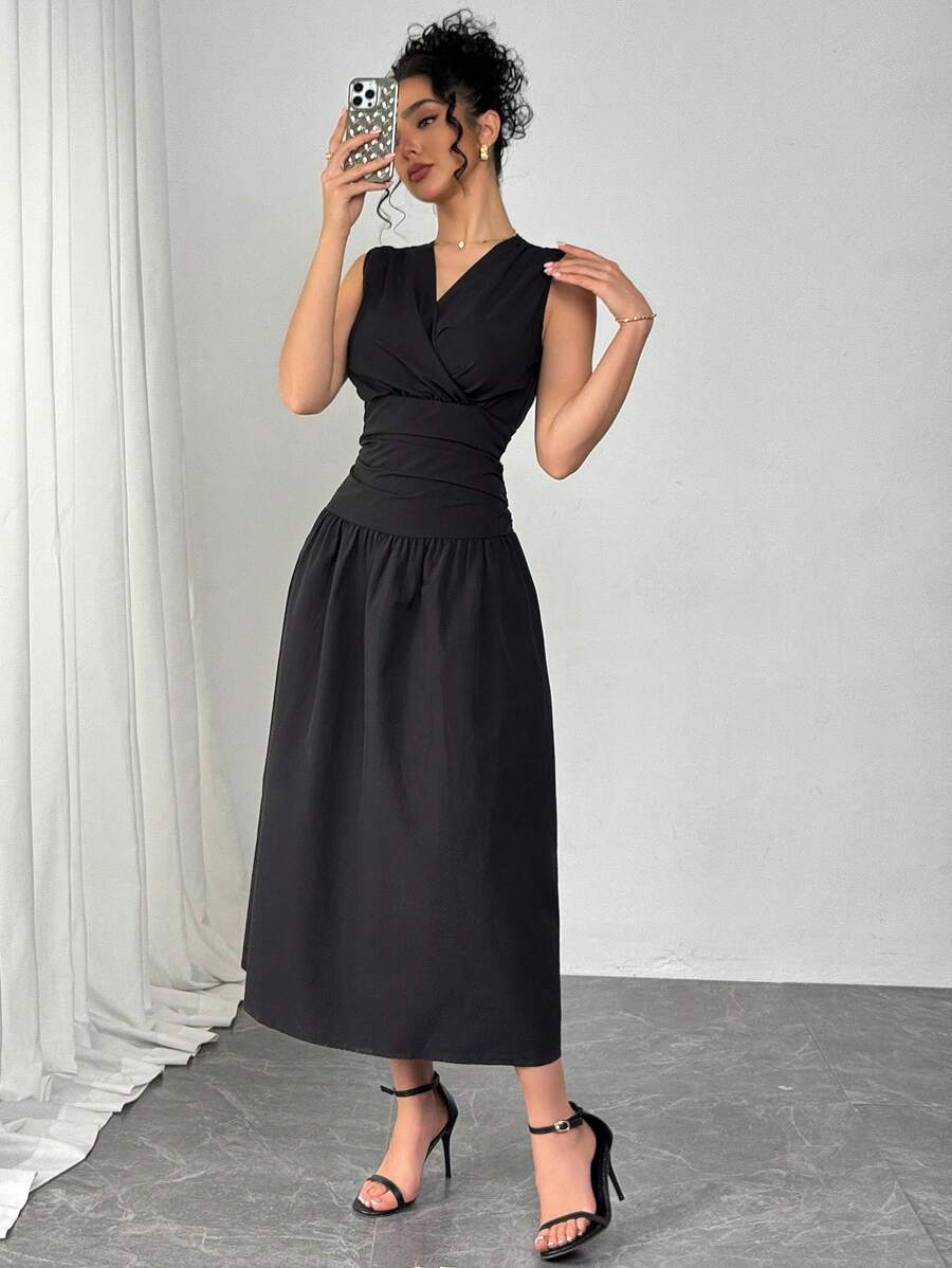 Modelyn Women's V-Neck Sleeveless Ruched A-Line Dress - Black - View 1