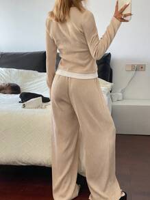 DAZY Set de 2 piezas Conjunto de ropa deportiva casual para mujer con camiseta de manga larga y pantalones a juego en color contrastante, para primavera/verano y otoño. Conjunto de chándal y ropa de estar en casa para mujer.