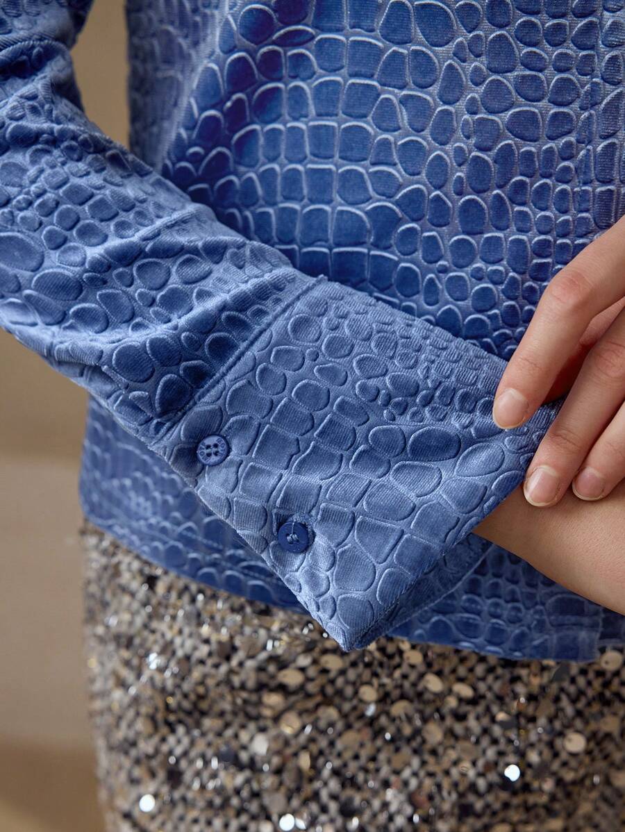 MOTF PREMIUM CROCODILE EMBOSSED FLARE SLEEVE BLOUSE - Blue - View 2