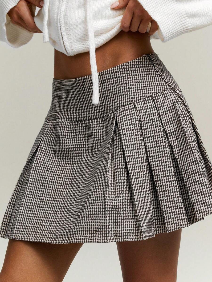 Athîral Women Brown Houndstooth Print Pleated Mini Casual Skirt Spring/Summer - Khaki - View 1