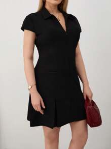 RueChic Short Plus Dress With Zipper And Pocket Details - Black - View 3