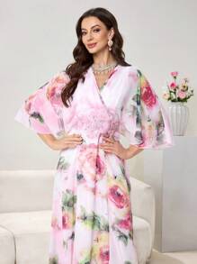 Modelyn Vestido lujoso con estampado floral de gasa fluida, parches y cinturón de cintura, que estiliza y rejuvenece, elegante