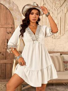 SHEIN LUNE Plus Size Solid V-Neck Fringed Sequin Floral Lace Trim 3/4 Sleeve Elegant Dress - Apricot - View 3