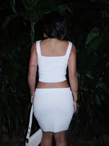 Elenzga 女士花卉刺绣简约吊带背心和迷你裙两件套