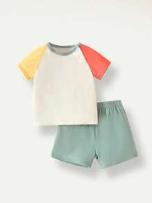 SHEIN 2pcs/Set Boys Casual Color Block Patchwork Short Sleeve T-Shirt And Shorts Set, Comfortable Summer Toddler Daily And Outdoor Wear