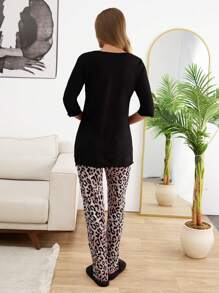 RueChic Cottenline Women 2 Pcs Lace Detail Shirt And Contrast Colour Leopard Pattern Sleep Bottom PJ Set - Black - View 2