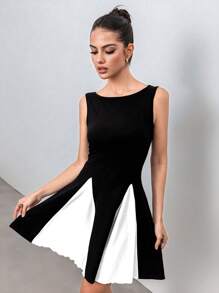 Calvaya Vestido mini con cuello redondo, plisado y de color block (negro y colores) para mujeres