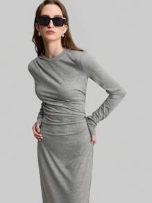 Ontre Women's Grey 90s Style Ruched Fitted Long Dress, Elegant - Grey - View 4
