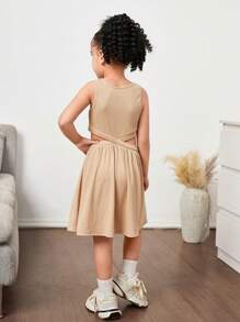 年轻女孩纯色针织圆领无袖后背镂空修身连衣裙 - 卡其色 - 查看 2