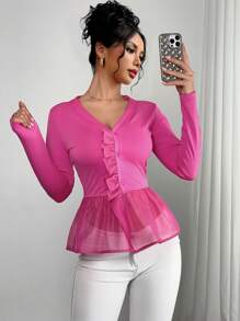 SHEIN Unity Modisches T-Shirt mit V-Ausschnitt und kontrastierendem Netzstoff, sexy Stil, geeignet für Verabredungen am Valentinstag, Damen - Heißes Pink - Übersicht 1