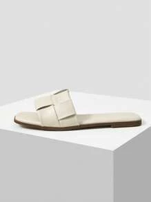 MOTF PREMIUM WOMEN'S COMFORTABLE MINIMALIST WOVEN SQUARE TOE FLAT SANDALS - Beige - View 4