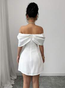 Chiquease Vestido corto casual elegante de mujer con hombros descubiertos - Blanco - Ver 2