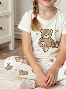 SHEIN Leap Crew Tween Girl Bear & Heart Pattern Casual Minimalist Short Sleeve Top And Pants Pajamas, Snug Fit, Suitable For Spring/Summer