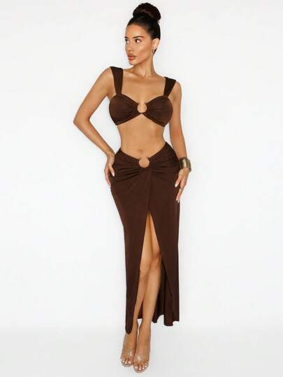 Zolique Conjunto sexy de 2 piezas con hebilla decorativa de medio círculo de metal, top sin mangas y falda asimétrica