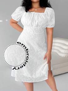 SHEIN EZwear Women Plus Size White Jacquard Crew Neck Short Sleeve Dress,Embroidery Fabric,Beach,Spring Summer Clothes