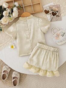 2 件装女宝宝中国风杏色泡泡袖旗袍领衬衫和碎花下摆裙子套装 - 杏色 - 查看 2