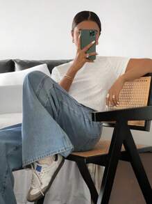 Siren Gaze Women's Embroidery Round Neck Short Sleeve Casual T-Shirt, Simple, Work, Textured Fabric, Round Neck Simple T-Shirt, Good Rebound And Good Breathability, White Top, Suitable For Commuting And Daily Wear, Spring/Summer