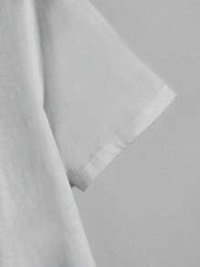 RueChic Men Casual Rose Print Tee For Spring & Summer - Grey - View 4