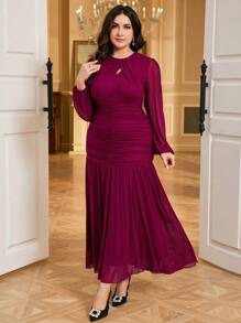 Modelyn Plus Size Solid Color Long Sleeve Hollow Pleated Simplistic Casual Dress - Hot Pink - View 5