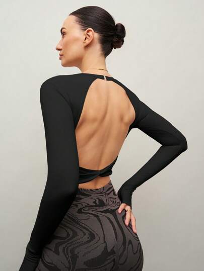 Activina Sexy Solid Color Twist Back Cropped Sports T-Shirt