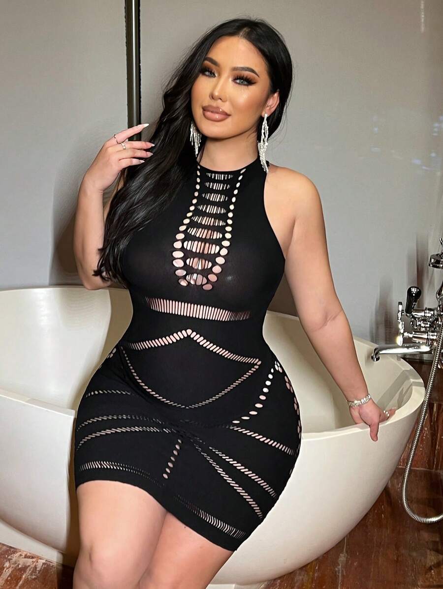Flirla Plus Size Women Solid Color Hollow Scoop Neck Sleeveless Tight Fit Sexy Dress - Black - View 1