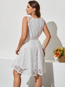 SHEIN Clasi 大码女式花卉蕾丝 V 领无袖优雅连衣裙 女式连衣裙 大码女式加大夏装 女式鸡尾酒会礼服 女式正式连衣裙 女式夏装 女士夏季服装 女士度假服装 女士婚礼 婚礼宾客礼服 女士订婚礼服 婚礼宾客礼服 母亲节 妈妈 母亲节礼物 - 白色 - 查看 2