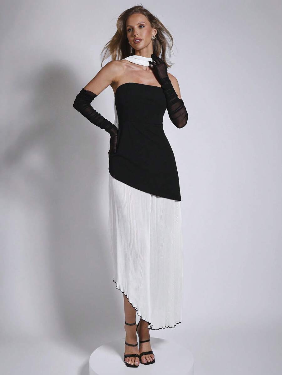 COSMINA Black And White Contrast Color Dress, Western Wear For Women, Petite Size, Sexy, Extra Long, Bohemian Style, Summer Outfits For Women - Black and White - View 1