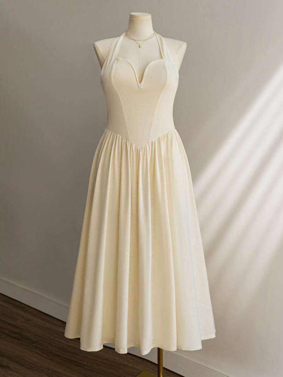 SHEIN Privé 大码女式露背优雅长裙，适合通勤、度假和苗条身材 - 杏色 - 查看 1