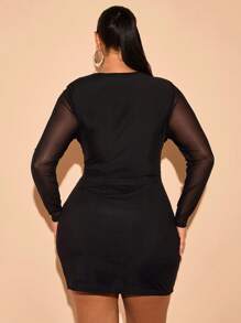 SHEIN BAE Conjunto de 2 piezas de talla grande para mujeres con top de manga larga transparente de cuello redondo y falda mini con abertura, para citas románticas, fiestas, discotecas, damas de honor, falda mini simple, Pascua, Día de San Valentín, looks de malla, atuendos de primavera-verano, atuendos de graduación, conjuntos de boda de 2 piezas, mujer curvilínea, elegante, curvilínea, atuendos de vacaciones de primavera, atuendos de Pascua para mujeres, atuendos de concierto para mujeres