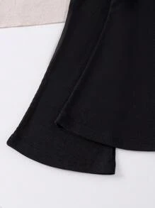 SHEIN Elladie kids 2 件套年轻女孩白色圆领华夫格舒适字母图案短袖 T 恤和黑色罗纹喇叭裤套装 - 白色 - 查看 7